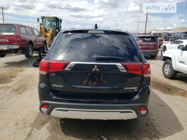 Черный Мицубиси Аутлендер, объемом двигателя 2.36 л и пробегом 135 тыс. км за 2800 $, фото 8 на Automoto.ua