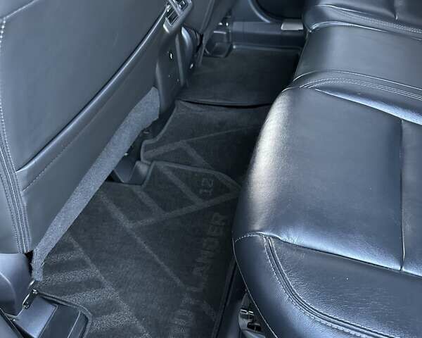 Черный Мицубиси Аутлендер, объемом двигателя 2.36 л и пробегом 90 тыс. км за 26500 $, фото 30 на Automoto.ua