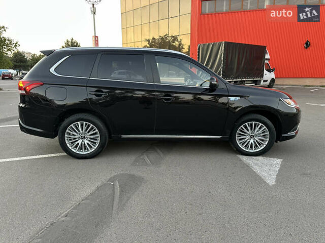 Чорний Міцубісі Аутлендер, об'ємом двигуна 2.36 л та пробігом 66 тис. км за 19800 $, фото 5 на Automoto.ua