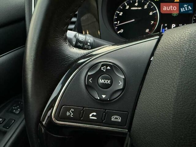 Чорний Міцубісі Аутлендер, об'ємом двигуна 2.36 л та пробігом 106 тис. км за 16250 $, фото 24 на Automoto.ua