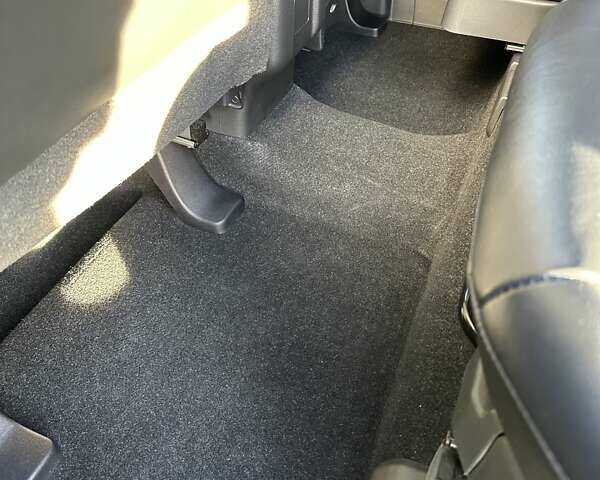 Черный Мицубиси Аутлендер, объемом двигателя 2.36 л и пробегом 90 тыс. км за 26500 $, фото 34 на Automoto.ua