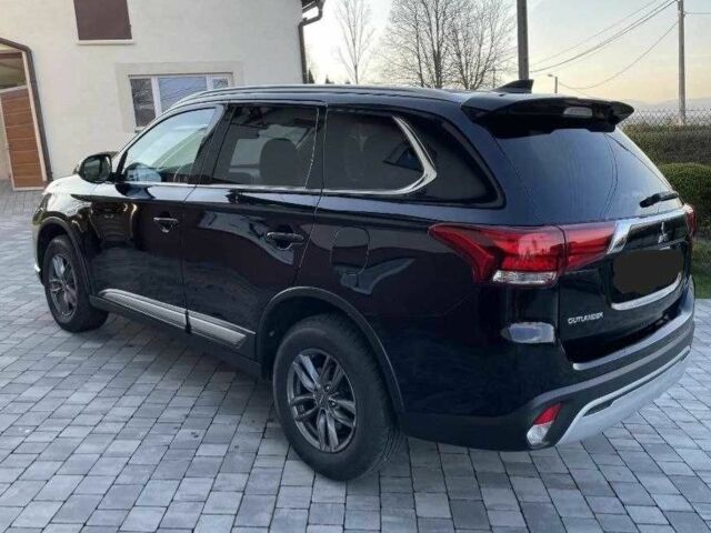 Черный Мицубиси Аутлендер, объемом двигателя 2.4 л и пробегом 1 тыс. км за 14400 $, фото 9 на Automoto.ua