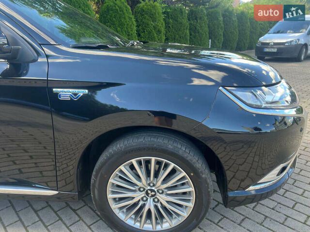 Чорний Міцубісі Аутлендер, об'ємом двигуна 2.36 л та пробігом 174 тис. км за 27800 $, фото 20 на Automoto.ua