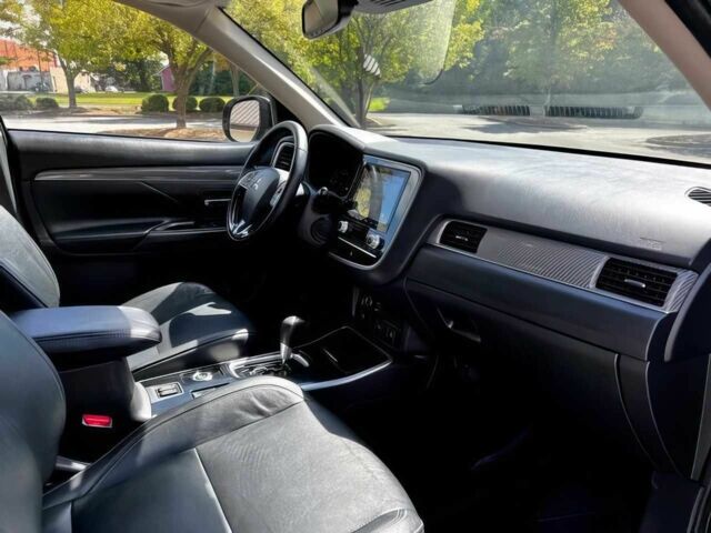 Черный Мицубиси Аутлендер, объемом двигателя 2.4 л и пробегом 46 тыс. км за 3000 $, фото 9 на Automoto.ua