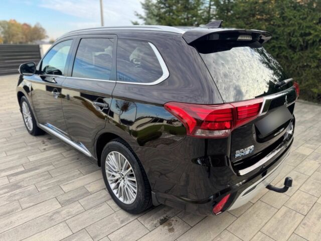 Чорний Міцубісі Аутлендер, об'ємом двигуна 2.4 л та пробігом 37 тис. км за 6500 $, фото 4 на Automoto.ua