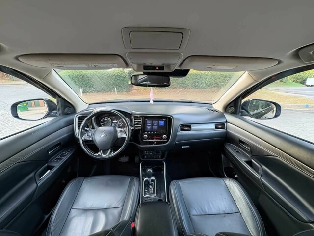 Чорний Міцубісі Аутлендер, об'ємом двигуна 2.4 л та пробігом 32 тис. км за 8000 $, фото 9 на Automoto.ua