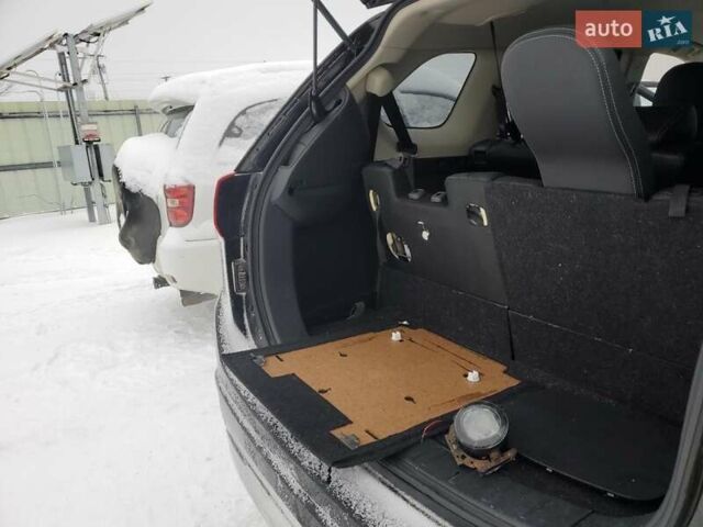 Черный Мицубиси Аутлендер, объемом двигателя 2.36 л и пробегом 84 тыс. км за 3000 $, фото 12 на Automoto.ua