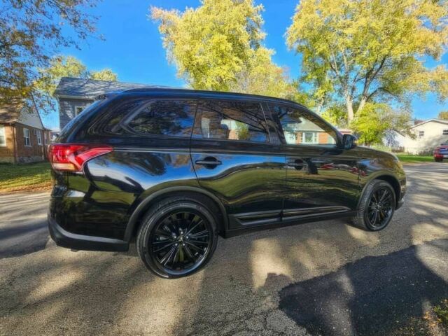 Чорний Міцубісі Аутлендер, об'ємом двигуна 2.4 л та пробігом 47 тис. км за 9000 $, фото 5 на Automoto.ua