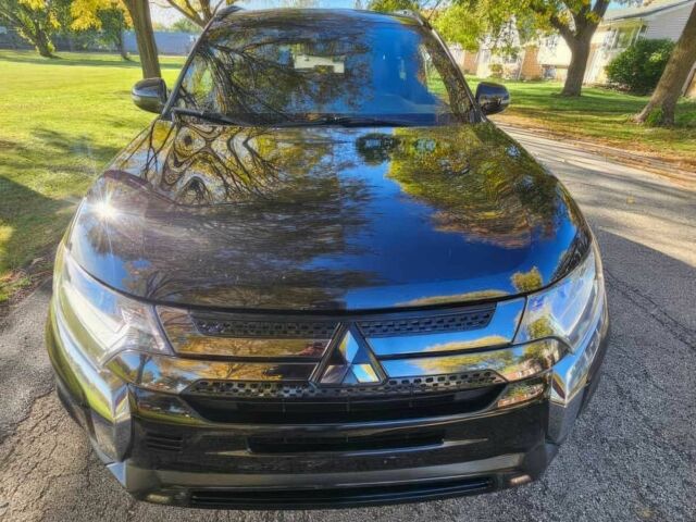 Чорний Міцубісі Аутлендер, об'ємом двигуна 2.4 л та пробігом 47 тис. км за 9000 $, фото 2 на Automoto.ua