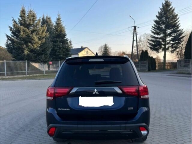 Черный Мицубиси Аутлендер, объемом двигателя 2.4 л и пробегом 38 тыс. км за 14000 $, фото 10 на Automoto.ua