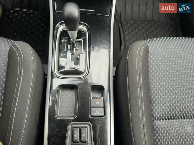 Черный Мицубиси Аутлендер, объемом двигателя 2.4 л и пробегом 44 тыс. км за 18700 $, фото 18 на Automoto.ua