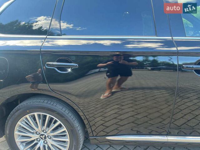 Чорний Міцубісі Аутлендер, об'ємом двигуна 2.36 л та пробігом 174 тис. км за 27800 $, фото 18 на Automoto.ua