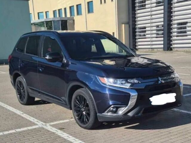 Черный Мицубиси Аутлендер, объемом двигателя 2.4 л и пробегом 38 тыс. км за 14000 $, фото 13 на Automoto.ua