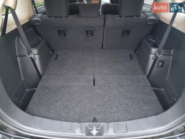 Черный Мицубиси Аутлендер, объемом двигателя 2.36 л и пробегом 127 тыс. км за 20800 $, фото 35 на Automoto.ua