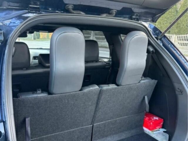 Черный Мицубиси Аутлендер, объемом двигателя 2.4 л и пробегом 38 тыс. км за 14000 $, фото 4 на Automoto.ua