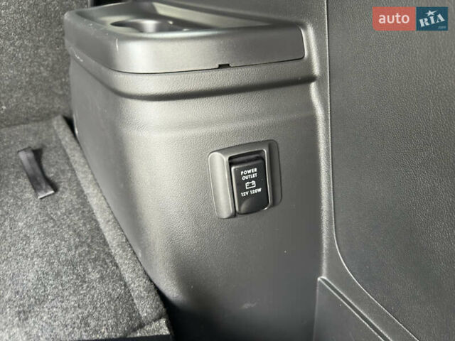 Черный Мицубиси Аутлендер, объемом двигателя 2.4 л и пробегом 44 тыс. км за 18700 $, фото 22 на Automoto.ua