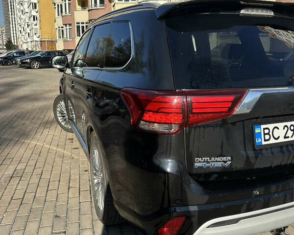 Чорний Міцубісі Аутлендер, об'ємом двигуна 2.36 л та пробігом 174 тис. км за 27800 $, фото 54 на Automoto.ua