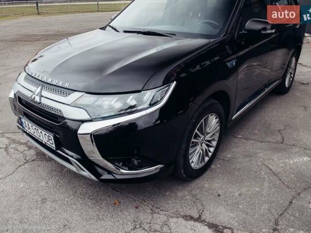 Черный Мицубиси Аутлендер, объемом двигателя 2.36 л и пробегом 110 тыс. км за 28900 $, фото 9 на Automoto.ua