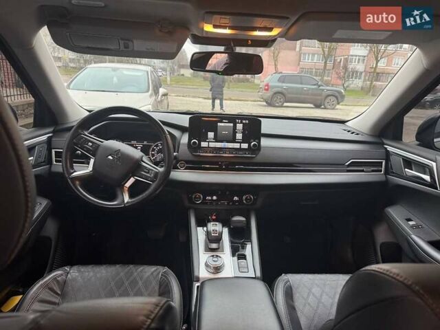 Черный Мицубиси Аутлендер, объемом двигателя 2.49 л и пробегом 87 тыс. км за 27100 $, фото 16 на Automoto.ua