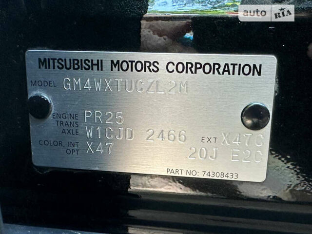 Чорний Міцубісі Аутлендер, об'ємом двигуна 2.5 л та пробігом 57 тис. км за 32200 $, фото 44 на Automoto.ua
