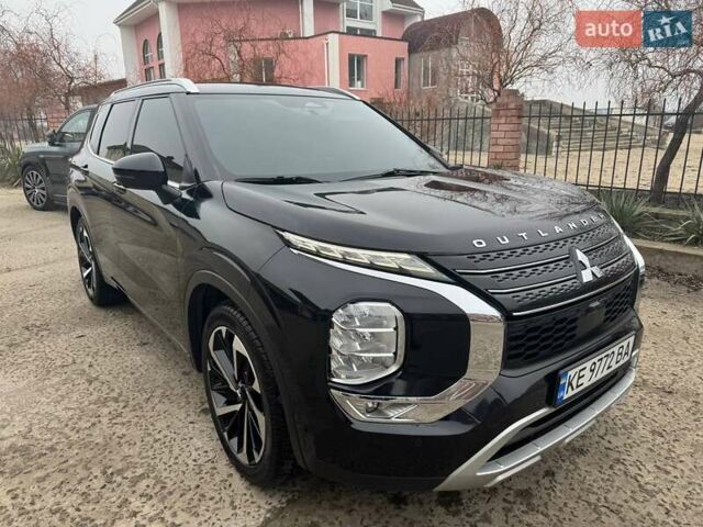 Черный Мицубиси Аутлендер, объемом двигателя 2.49 л и пробегом 87 тыс. км за 27100 $, фото 5 на Automoto.ua