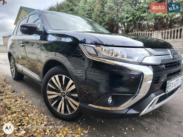 Черный Мицубиси Аутлендер, объемом двигателя 2.36 л и пробегом 50 тыс. км за 21000 $, фото 18 на Automoto.ua