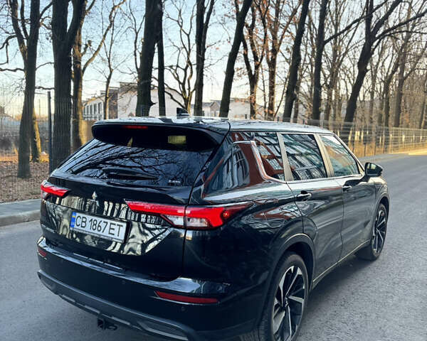 Черный Мицубиси Аутлендер, объемом двигателя 2.49 л и пробегом 56 тыс. км за 25900 $, фото 3 на Automoto.ua