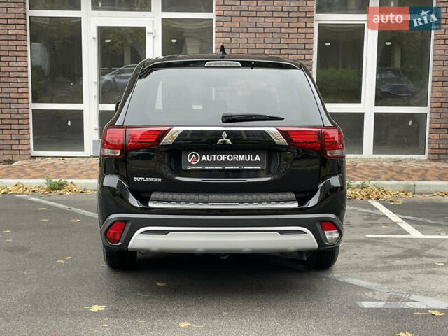 Мицубиси Аутлендер 2021 в Киеве на Automoto.ua Черный Мицубиси Аутлендер, объемом двигателя 2 л и пробегом 111 тыс. км за 18490 $, фото 8 на Automoto.ua