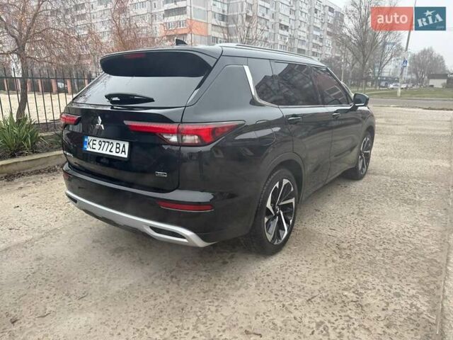 Черный Мицубиси Аутлендер, объемом двигателя 2.49 л и пробегом 87 тыс. км за 27100 $, фото 2 на Automoto.ua