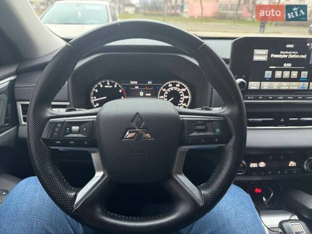 Черный Мицубиси Аутлендер, объемом двигателя 2.49 л и пробегом 87 тыс. км за 27100 $, фото 22 на Automoto.ua