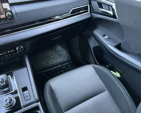 Черный Мицубиси Аутлендер, объемом двигателя 2.49 л и пробегом 56 тыс. км за 25900 $, фото 16 на Automoto.ua