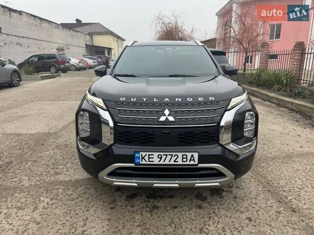 Черный Мицубиси Аутлендер, объемом двигателя 2.49 л и пробегом 87 тыс. км за 27100 $, фото 1 на Automoto.ua