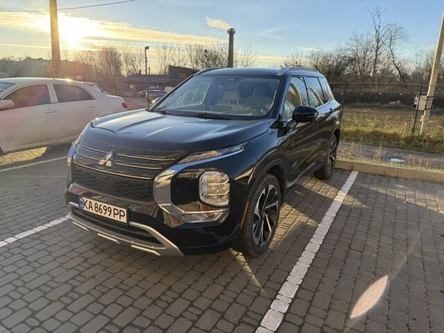 Черный Мицубиси Аутлендер, объемом двигателя 2.5 л и пробегом 121 тыс. км за 22600 $, фото 6 на Automoto.ua