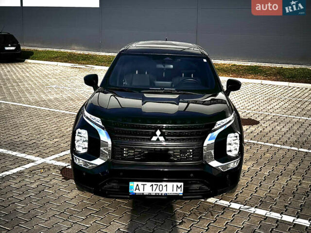 Чорний Міцубісі Аутлендер, об'ємом двигуна 2.49 л та пробігом 120 тис. км за 28500 $, фото 4 на Automoto.ua