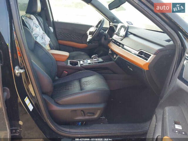 Черный Мицубиси Аутлендер, объемом двигателя 2.5 л и пробегом 50 тыс. км за 12300 $, фото 6 на Automoto.ua