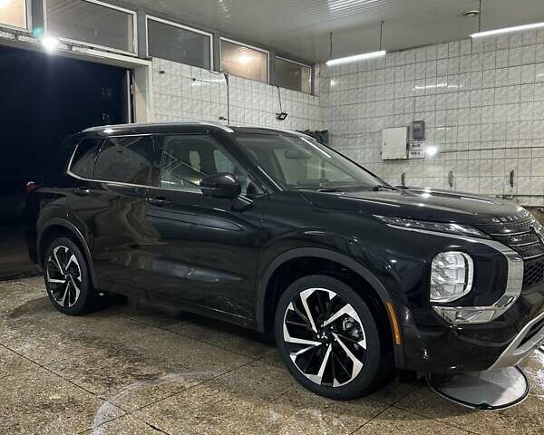 Черный Мицубиси Аутлендер, объемом двигателя 2.5 л и пробегом 64 тыс. км за 25600 $, фото 10 на Automoto.ua