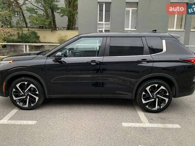 Черный Мицубиси Аутлендер, объемом двигателя 2.49 л и пробегом 70 тыс. км за 21000 $, фото 6 на Automoto.ua