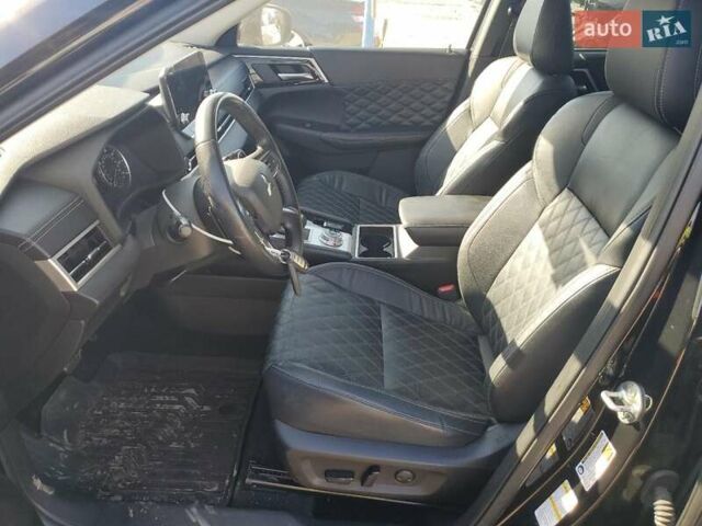 Черный Мицубиси Аутлендер, объемом двигателя 2.49 л и пробегом 85 тыс. км за 9000 $, фото 6 на Automoto.ua