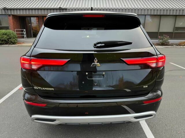 Черный Мицубиси Аутлендер, объемом двигателя 2.5 л и пробегом 13 тыс. км за 12000 $, фото 5 на Automoto.ua