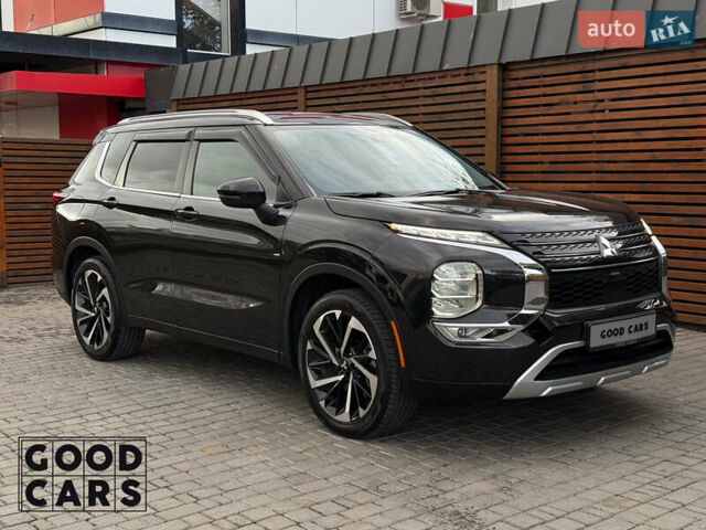 Чорний Міцубісі Аутлендер, об'ємом двигуна 2.49 л та пробігом 8 тис. км за 32000 $, фото 8 на Automoto.ua