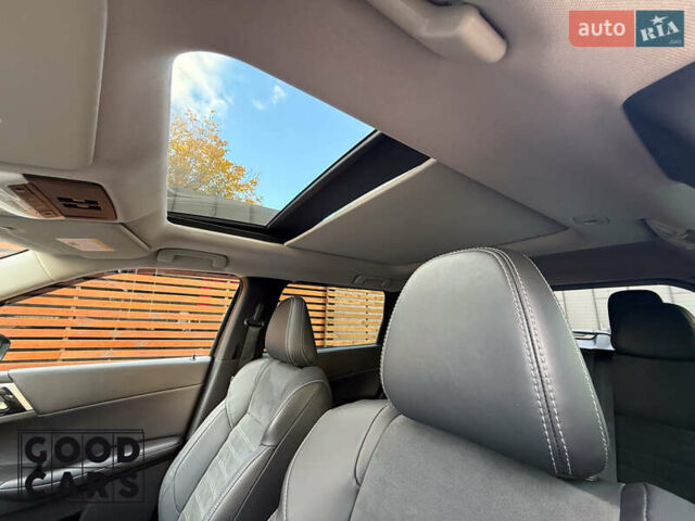 Чорний Міцубісі Аутлендер, об'ємом двигуна 2.49 л та пробігом 8 тис. км за 32000 $, фото 33 на Automoto.ua