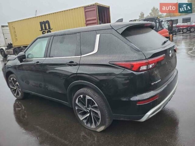 Чорний Міцубісі Аутлендер, об'ємом двигуна 0 л та пробігом 30 тис. км за 25500 $, фото 4 на Automoto.ua