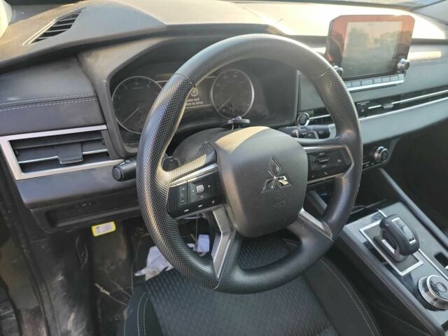 Черный Мицубиси Аутлендер, объемом двигателя 2.4 л и пробегом 65 тыс. км за 20200 $, фото 9 на Automoto.ua