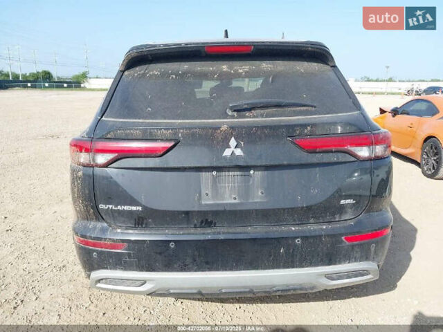 Черный Мицубиси Аутлендер, объемом двигателя 2.5 л и пробегом 50 тыс. км за 12300 $, фото 5 на Automoto.ua