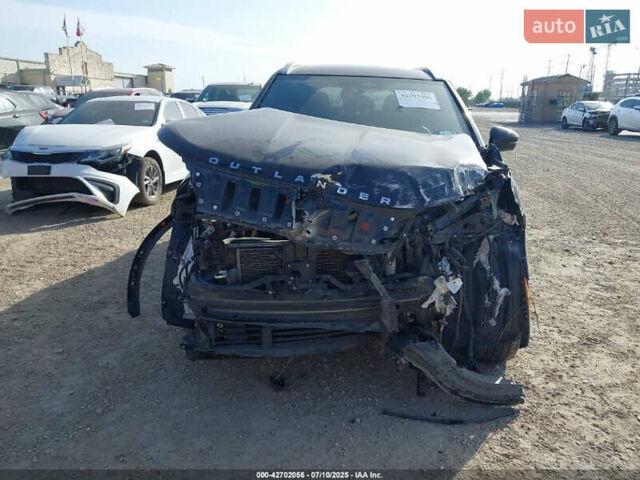 Черный Мицубиси Аутлендер, объемом двигателя 0 л и пробегом 78 тыс. км за 13500 $, фото 6 на Automoto.ua