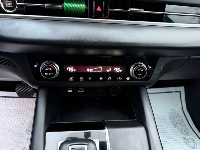 Черный Мицубиси Аутлендер, объемом двигателя 2.5 л и пробегом 13 тыс. км за 12000 $, фото 11 на Automoto.ua