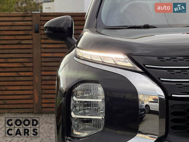 Чорний Міцубісі Аутлендер, об'ємом двигуна 2.49 л та пробігом 8 тис. км за 32000 $, фото 9 на Automoto.ua