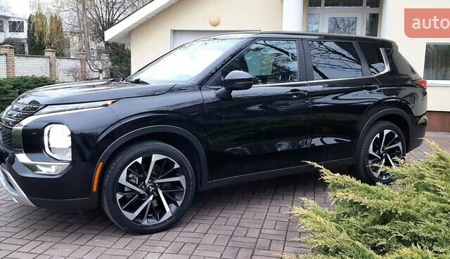 Черный Мицубиси Аутлендер, объемом двигателя 2.5 л и пробегом 69 тыс. км за 24500 $, фото 8 на Automoto.ua