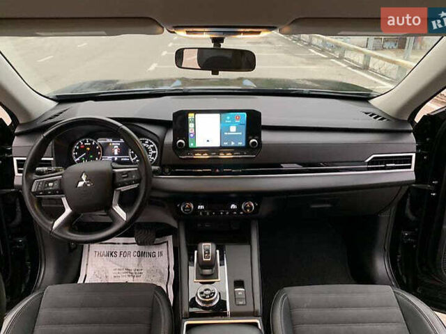 Черный Мицубиси Аутлендер, объемом двигателя 2.49 л и пробегом 70 тыс. км за 21000 $, фото 11 на Automoto.ua