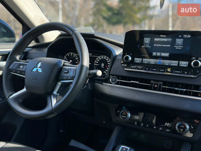 Черный Мицубиси Аутлендер, объемом двигателя 2.49 л и пробегом 6 тыс. км за 29300 $, фото 19 на Automoto.ua